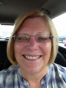 Meet your Posher, Theresa